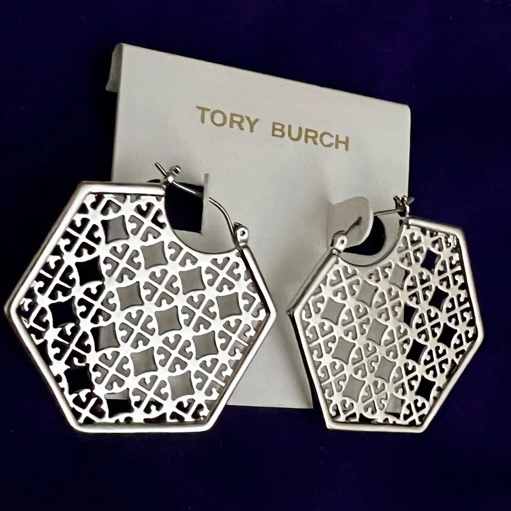 🔥🔥🔥 Authentic Designer Earrings At Awesome Prices To Buy Now & Save Price Firm